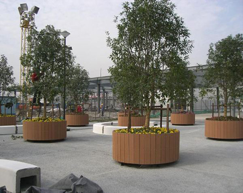 商業(yè)廣場花箱