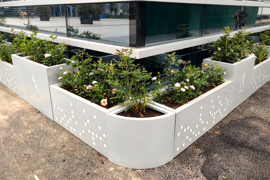 1715819961620819.jpg 花箱